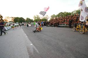 BIB: 
                            <button type="button" onclick="openModal(3531004)" class="btn btn-primary btn-sm float-right btn-popup" data-toggle="modal" data-target=".modal-high-quality">
                        <i class="fas fa-shopping-cart"></i> Add to Cart
                    </button>
                                            <button type="button" onclick="isThisMe(3531004, true)" class="btn btn-success btn-sm float-right btn-popup btn-isme hidden" data-toggle="tooltip" data-placement="bottom" title="นี่คือรูปของคุณใช่ไหม คลิกที่นี่เพื่อเอาเข้าอัลบั้ม">
                        <i class="fas fa-plus"></i> Add to album
                    </button>
                    <button type="button" onclick="isThisMe(3531004, false)" class="btn btn-warning btn-sm float-right btn-popup btn-isnotme hidden">
                        <i class="fas fa-ban"></i> Remove from album
                    </button>